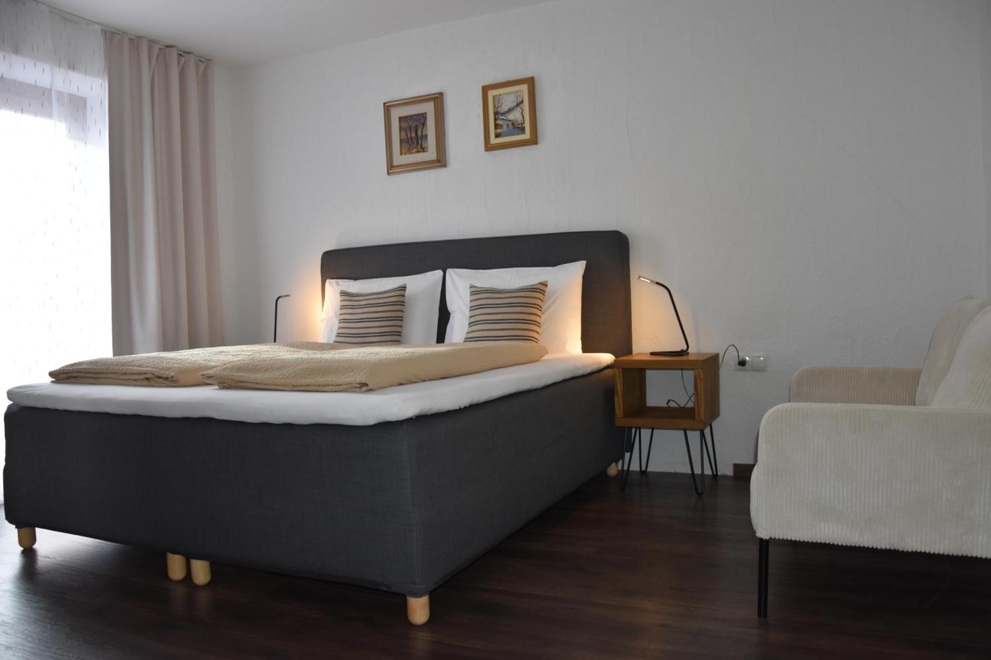 Alp-Hof Apartments Stanga Kültér fotó